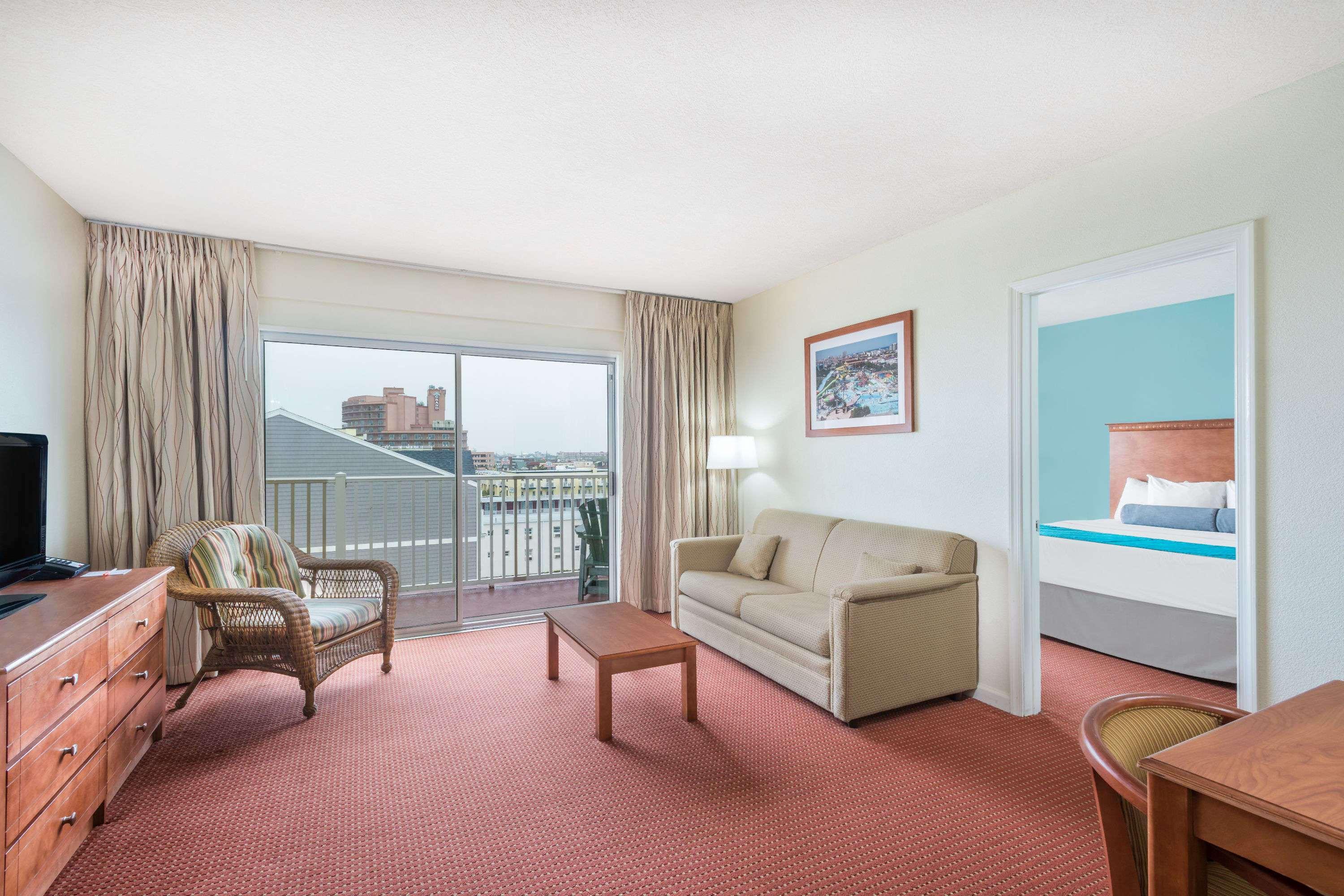 Howard Johnson By Wyndham Ocean City Oceanfront Exteriör bild