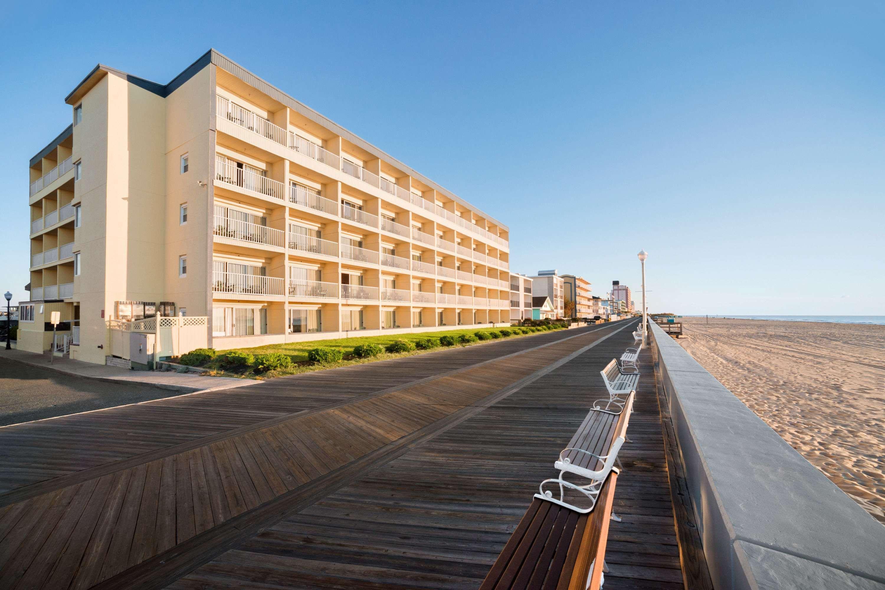 Howard Johnson By Wyndham Ocean City Oceanfront Exteriör bild