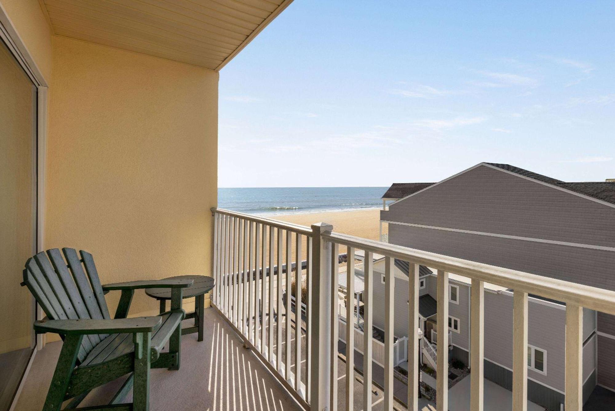 Howard Johnson By Wyndham Ocean City Oceanfront Exteriör bild